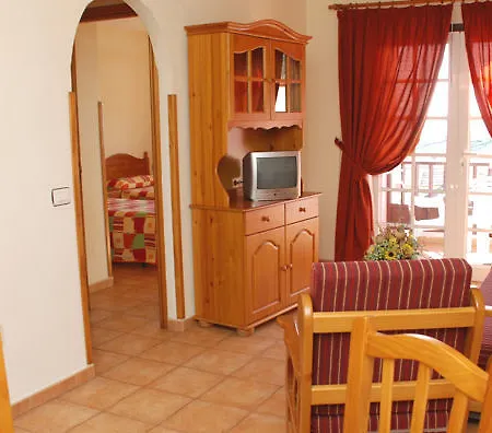 Oasis San Antonio דירה
